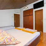 Nada Apartman