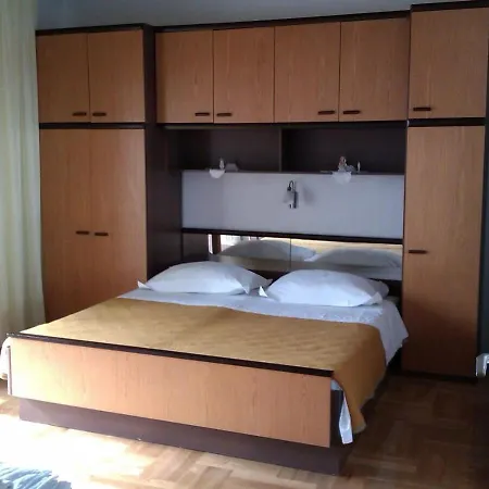 Apartment Nada *